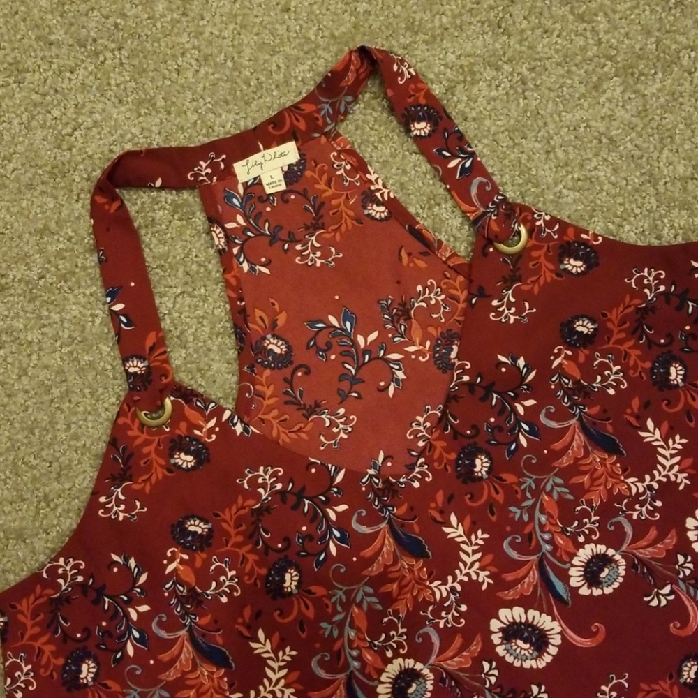 Lily White tank NWOT